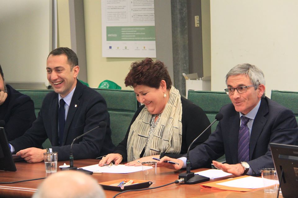 La ministra Bellanova con il direttore dell'ALSIA, Crescenzi (a destra nella foto) e l'Assessore regionale Fanelli